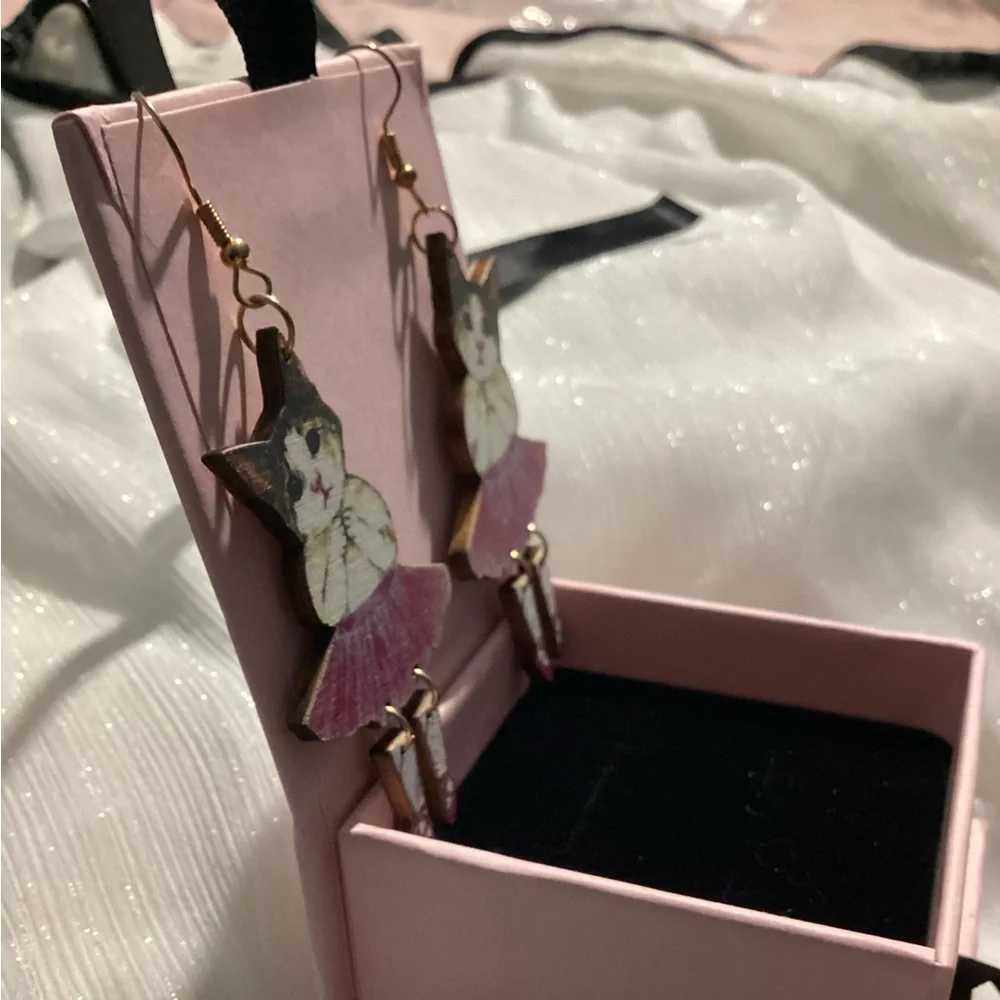 😺-Lightweight Wooden Ballerina Cat Hook Drop Dangle Earrings